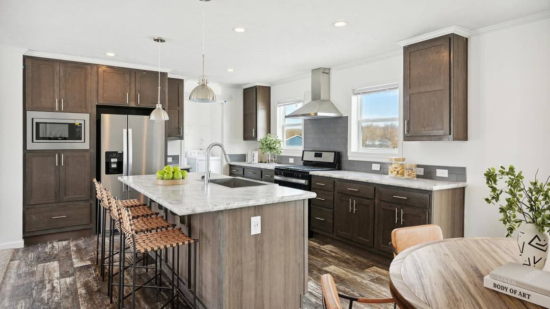 N620 kitchen home features