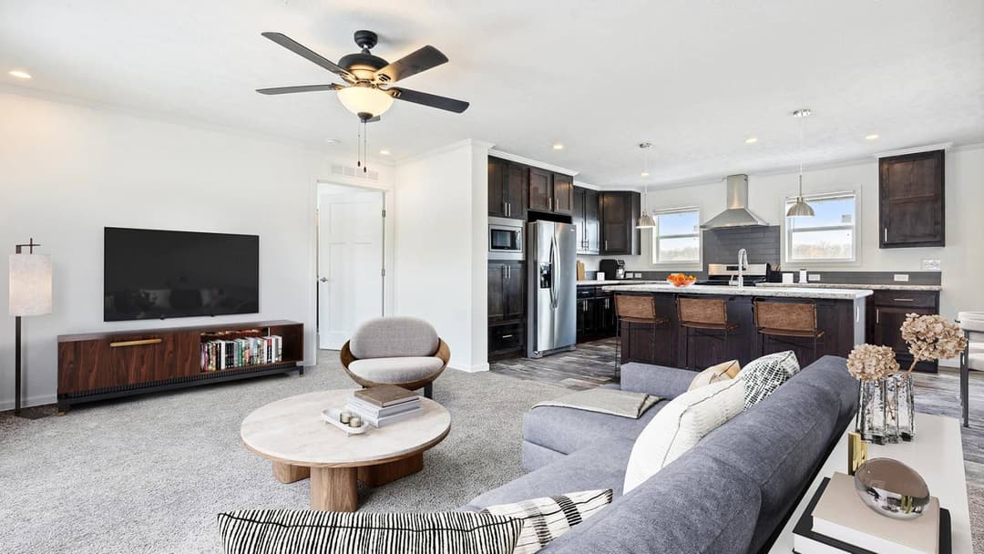 N620 interior home features