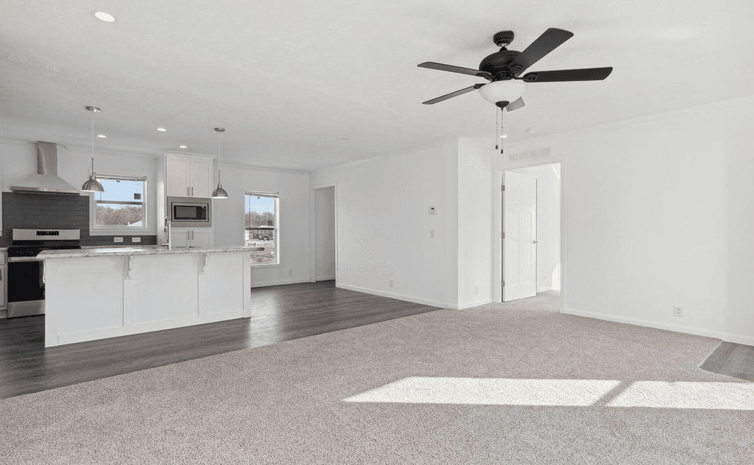 N688 interior home features