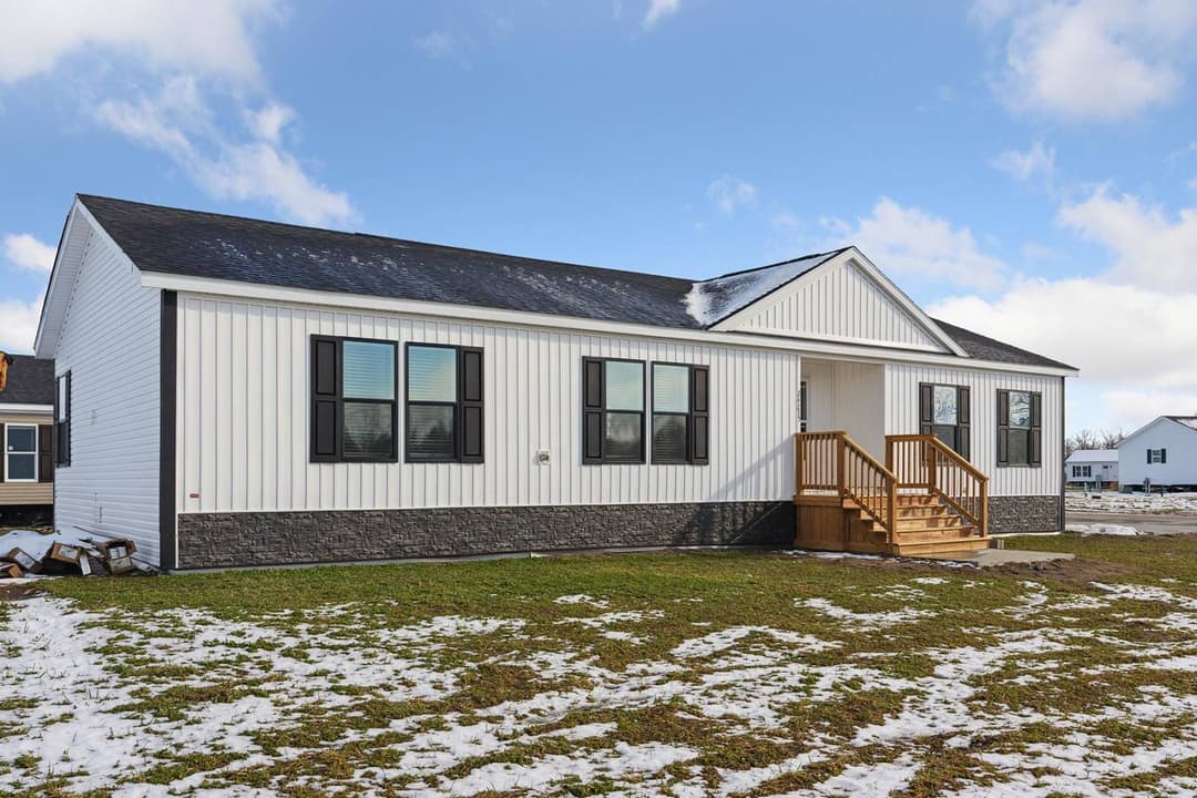 N620 elevation and exterior home features