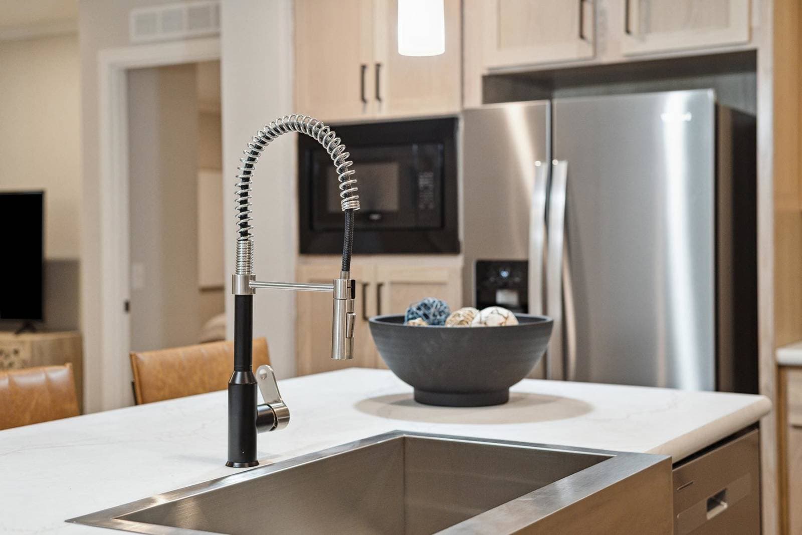 N620 kitchen home features