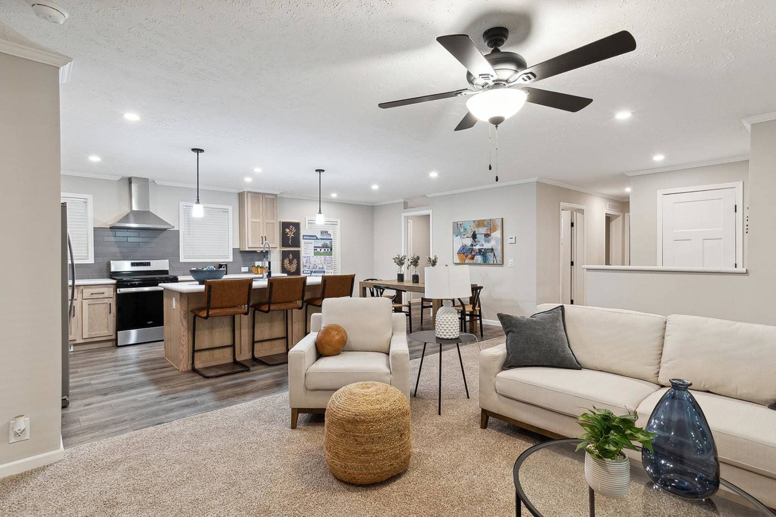 N620 interior home features