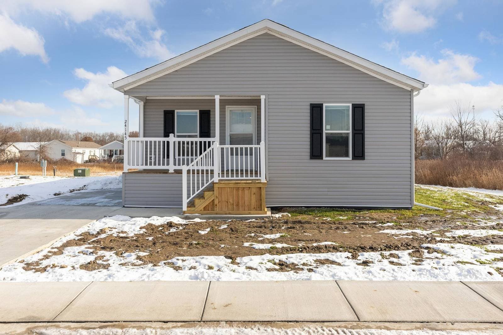 N682 elevation, exterior, and hero home features