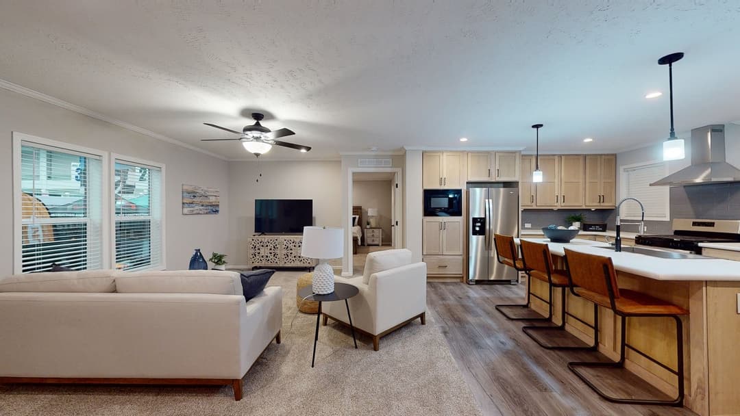 N620 interior home features