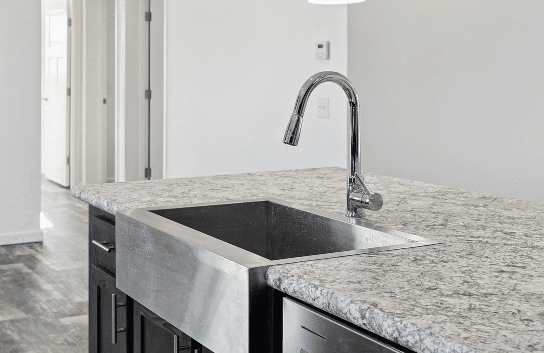 N675 kitchen home features