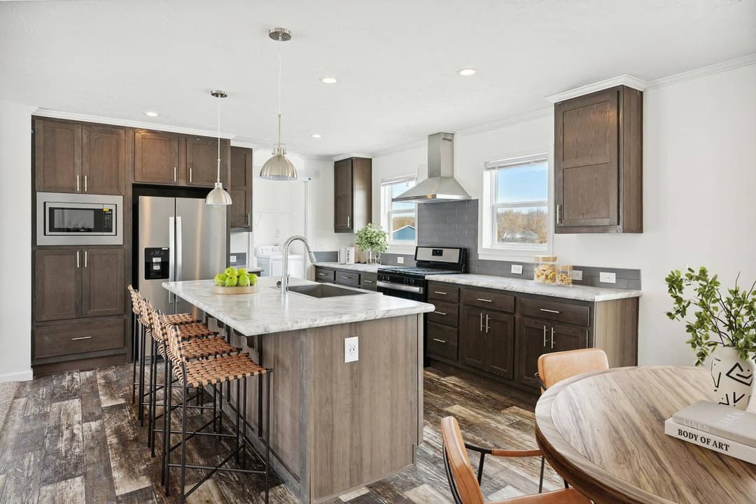 N600 kitchen home features