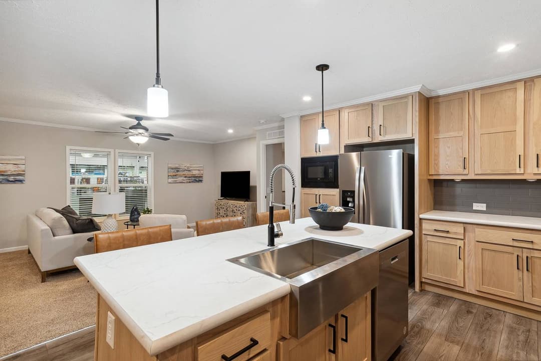 N620 kitchen home features