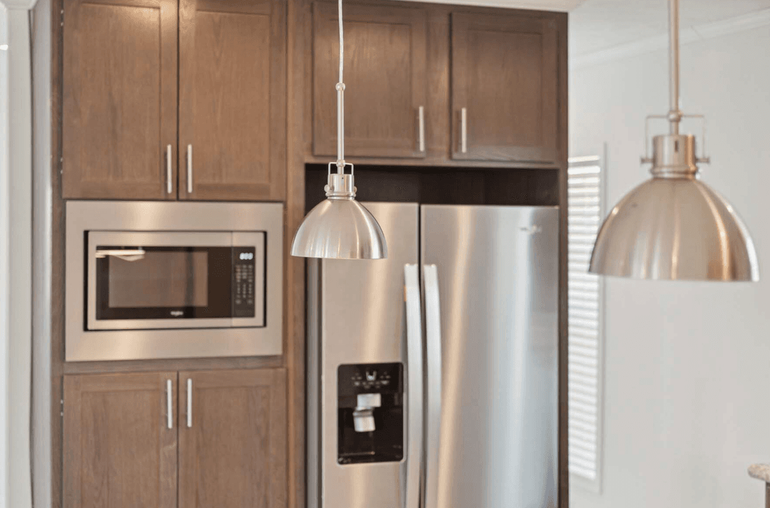 N679 kitchen home features